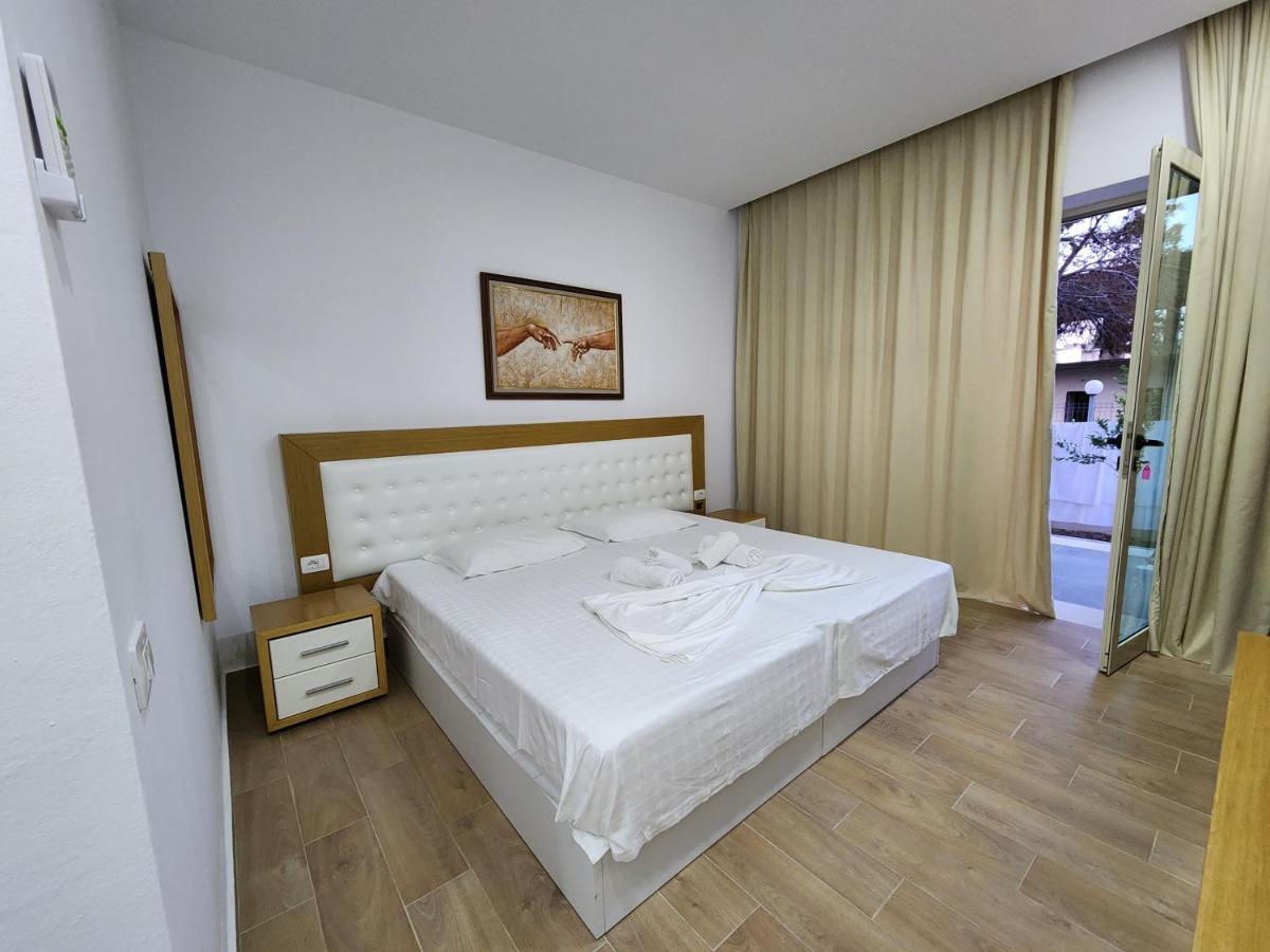 Sea Front Villa Vlore Ngoại thất bức ảnh