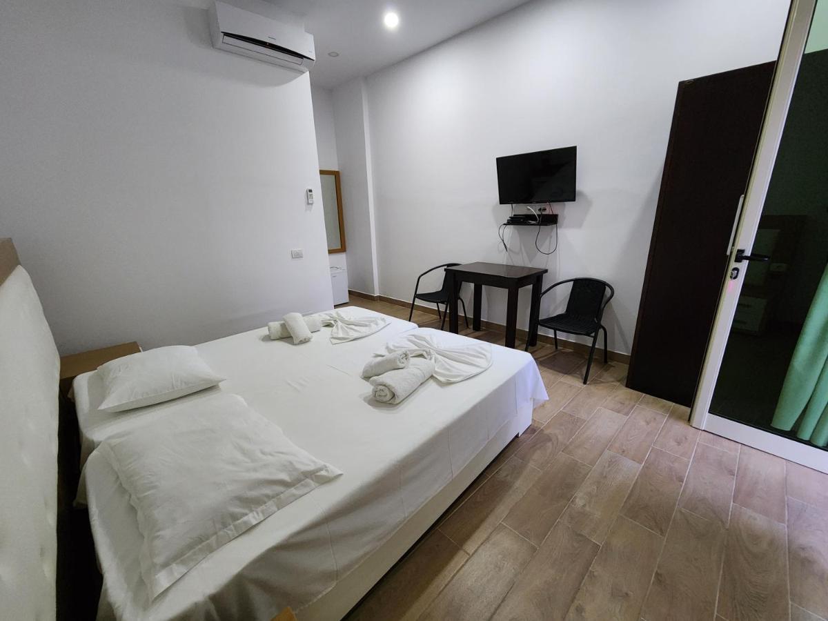 Sea Front Villa Vlore Ngoại thất bức ảnh
